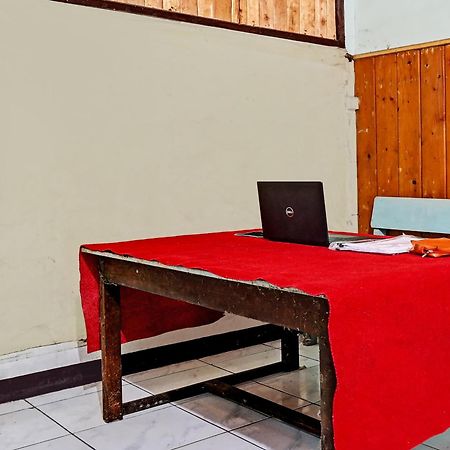 万隆 Oyo Life 92709 Kost Teras Cikapundung Syariah酒店 外观 照片