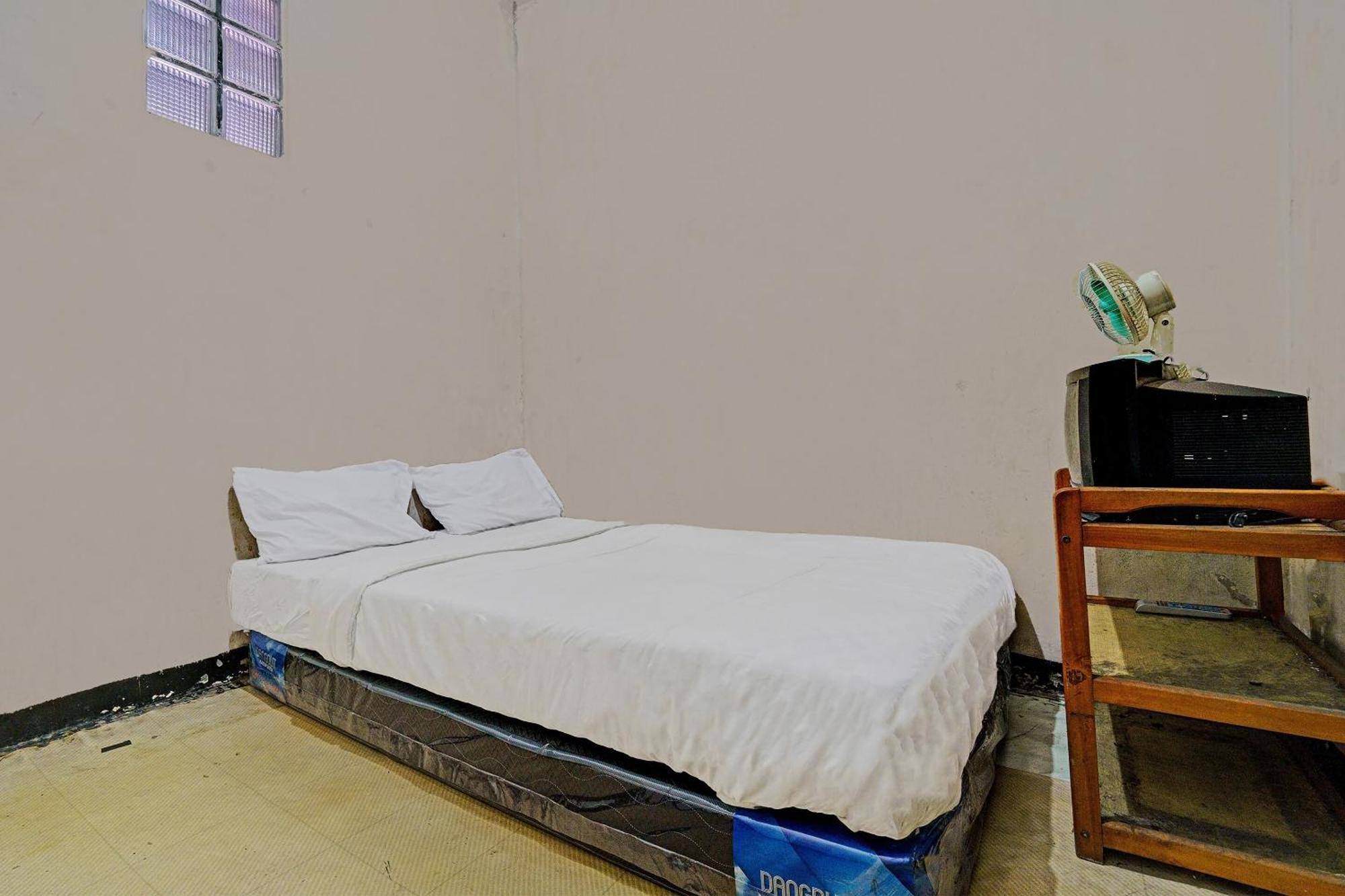 万隆 Oyo Life 92709 Kost Teras Cikapundung Syariah酒店 外观 照片